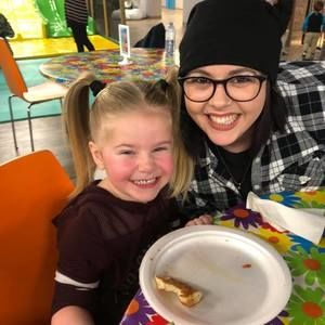 Meet your Posher, Dana